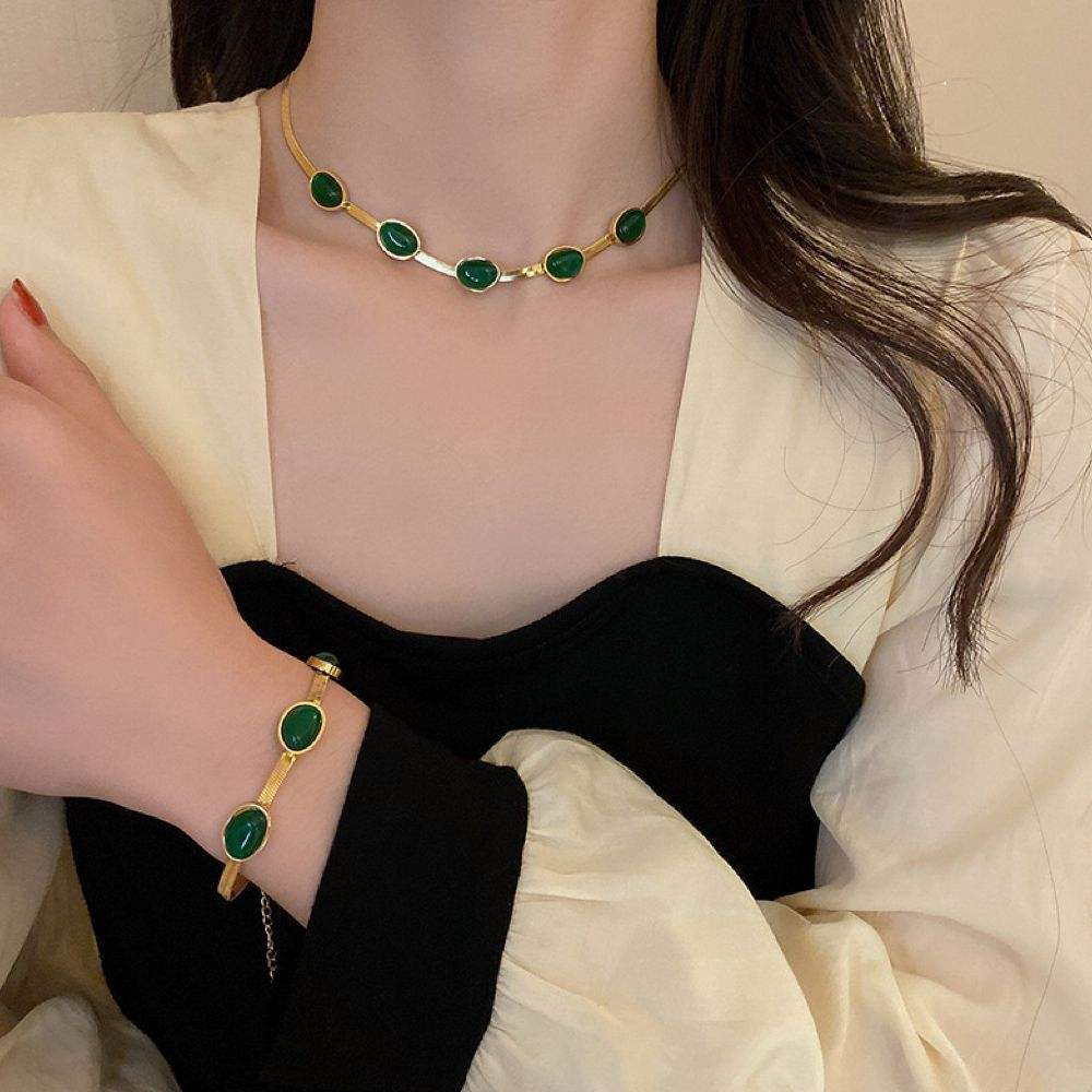 Nove Kart⢠Emerald Elegance Duo